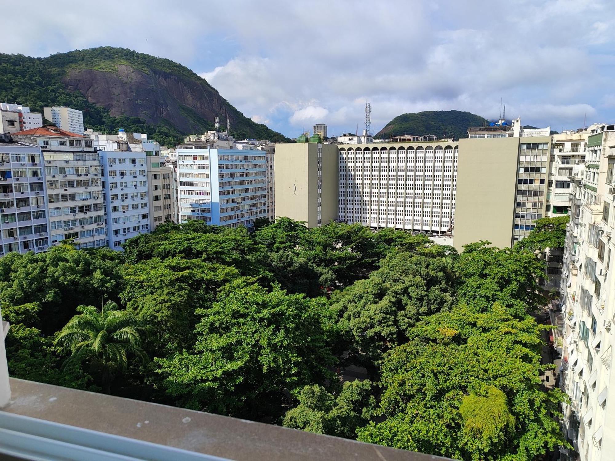 A Uma Quadra Da Praia De Copacabana リオデジャネイロ エクステリア 写真
